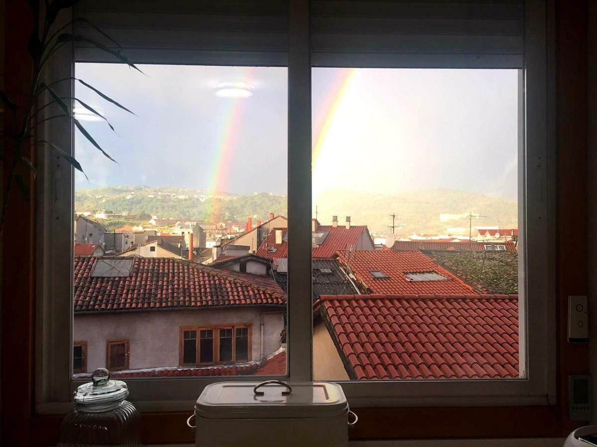 Duplex Luminoso Con Vistas En El Centro De Ourense Appartamento Esterno foto